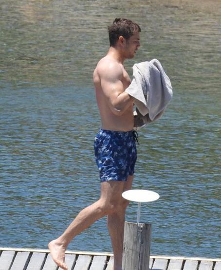 Tolga Sarıtaş Bodrumda tatil yapıyor