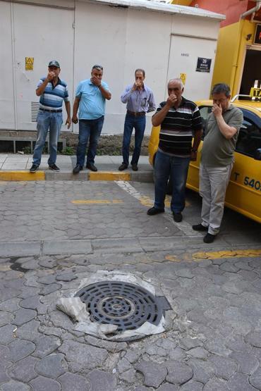 İzmir Güzelyalılılar kokudan perişan oldu