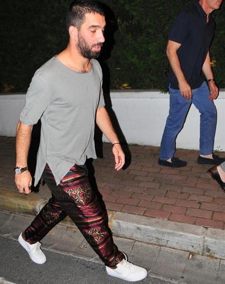 Arda Turanın pantolonu çok konuşuldu