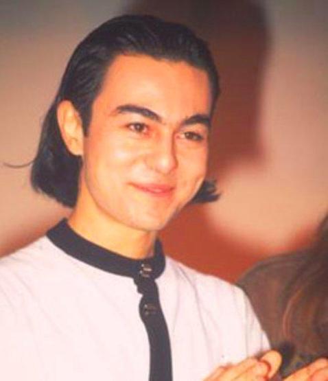 Ünlülerin yıllar içindeki inanılmaz değişimleri