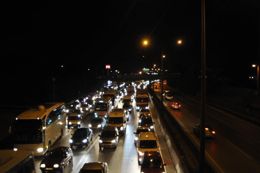 İzmitte bayram trafiği yoğunluğu