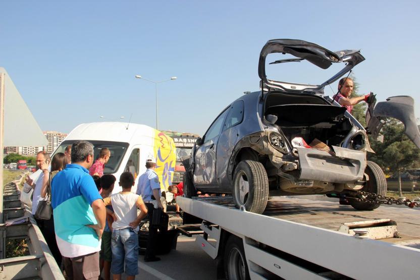Tatilin ilk gecesindeki trafik kazalarında 4 kişi öldü 85 kişi yaralandı