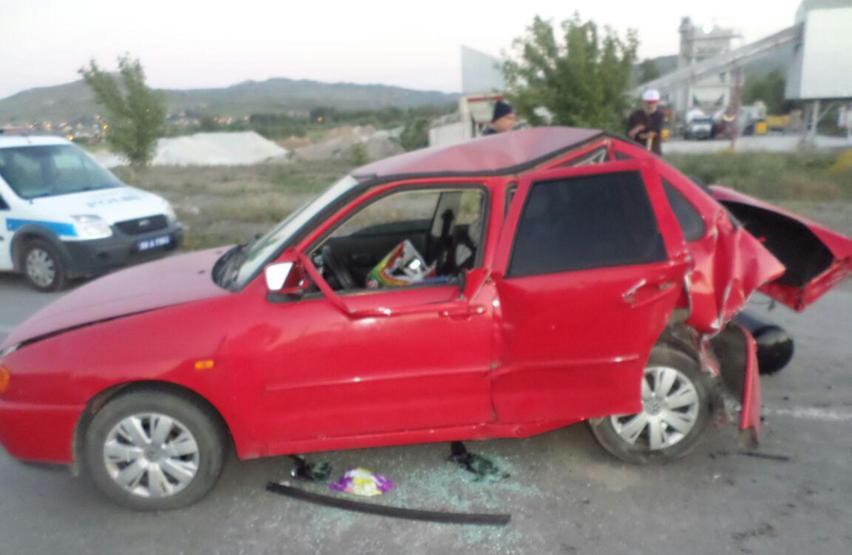 Tatilin ilk gecesindeki trafik kazalarında 4 kişi öldü 85 kişi yaralandı