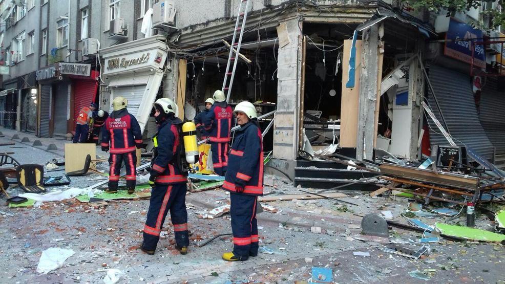 Son Dakika... Bakırköyde patlama ortalık savaş alanına döndü