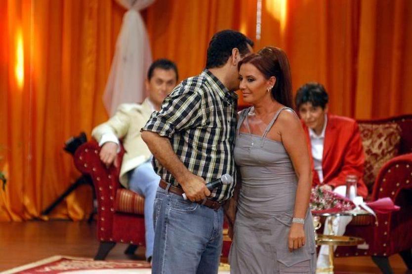 Perihan Savaşdan yıllar sonra gelen itiraf: Bana hep vururdu...