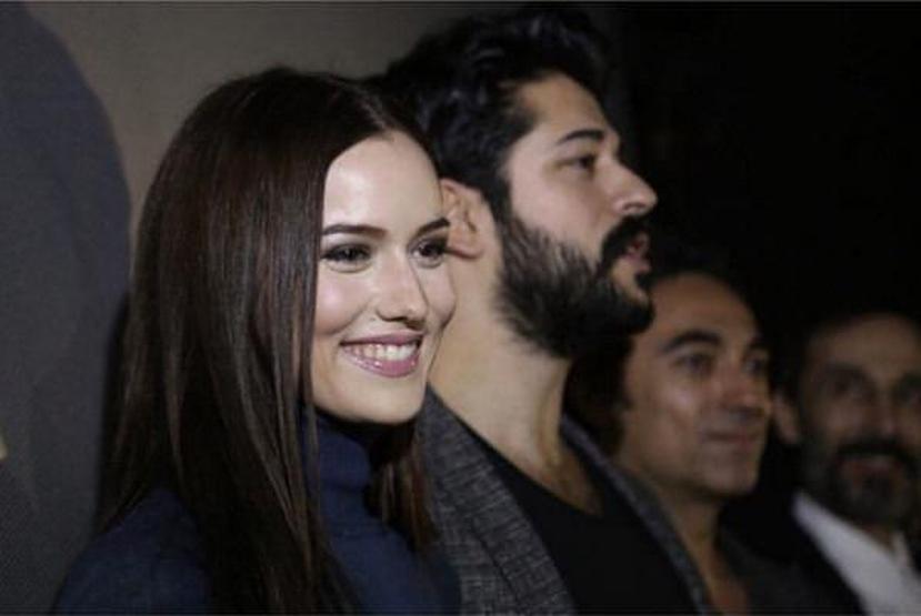 Düğün öncesi eski sevgili krizi Fahriye Evcen mekanı terk etti