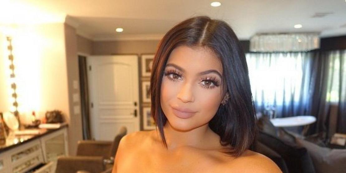 Kylie Jenner anne oldu