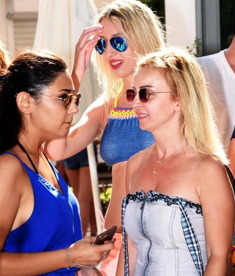 Danslarıyla sosyal medyayı kasıp kavuran DJ Vacchi, Bodrumu salladı