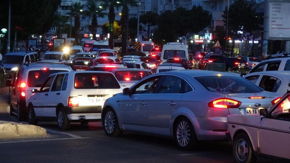 3 kilometre yol 45 dakika sürdü