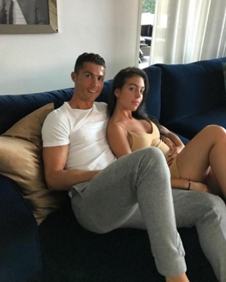 Cristiano Ronaldonun kaç çocuğu var