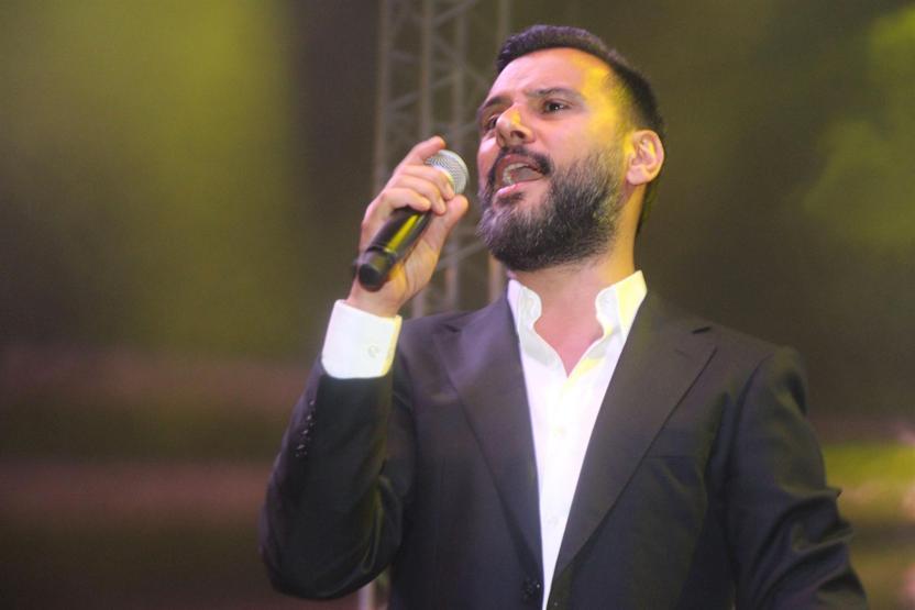 Antalyada festival zamanı: Altın Nar korteji rengarenk geçti