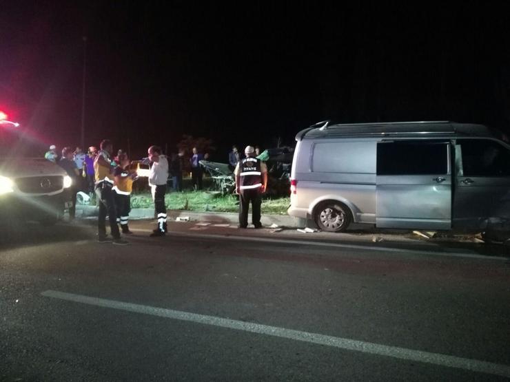 Son Dakika... Afyonkarahisarda feci kaza: Çok sayıda ölü ve yaralı var