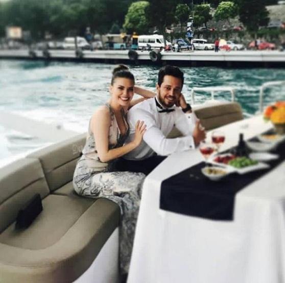 Fahriye Evcen ile Burak Özçivitin düğününe ünlüler akın etti