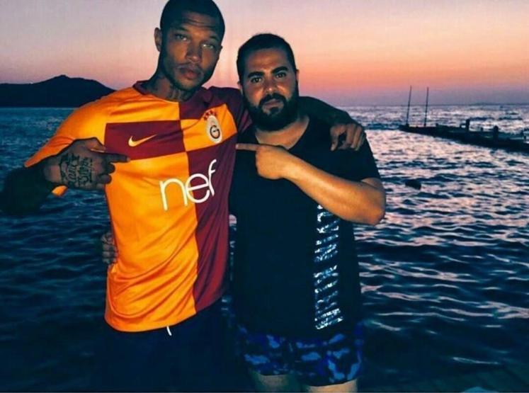 Jeremy Meeks Galatasaray formasını giydi