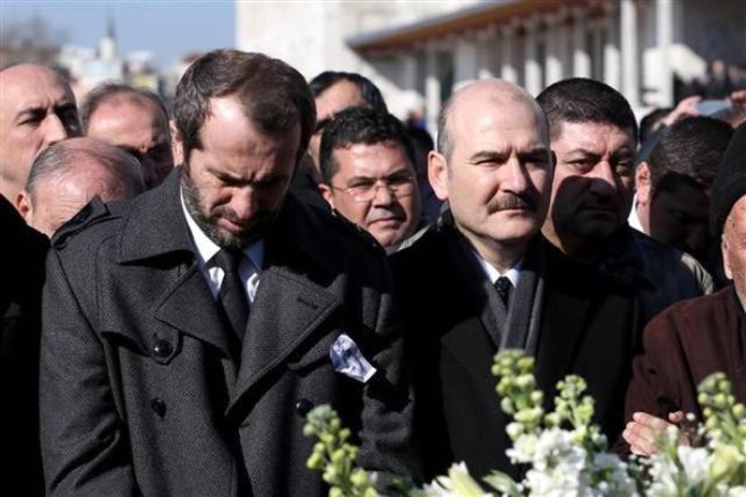 Saffet Sancaklı eşinin intiharından sonra ilk kez konuştu, evde şiddet var mıydı sorusunu yanıtladı