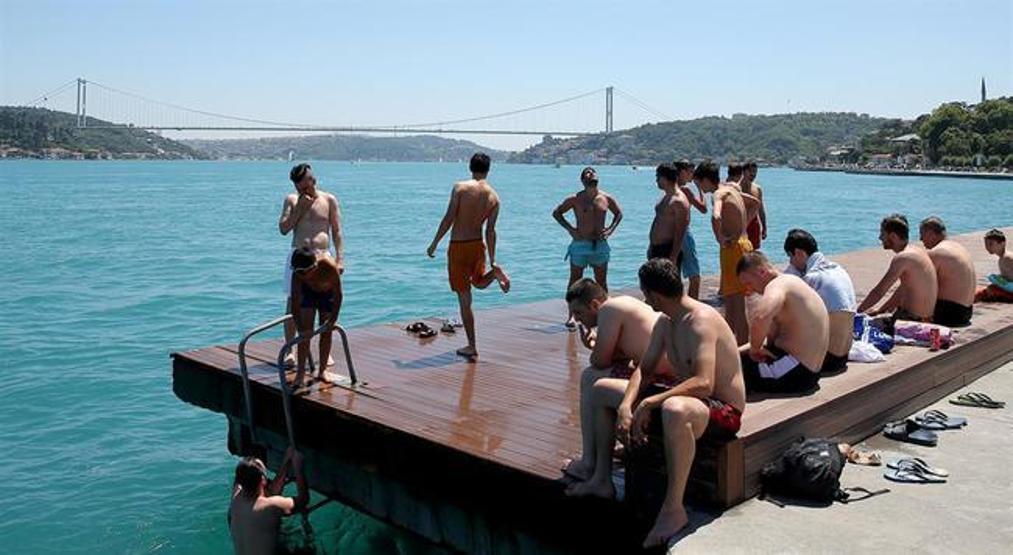 İstanbulda 106 yılın en yüksek sıcaklığı görüldü