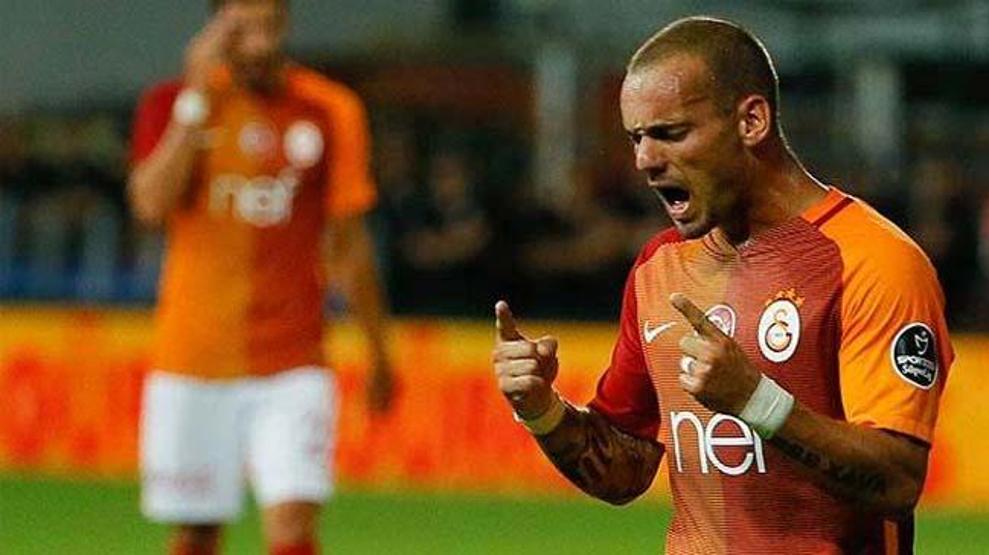 Wesley Sneijderin menajerinden transfer açıklaması