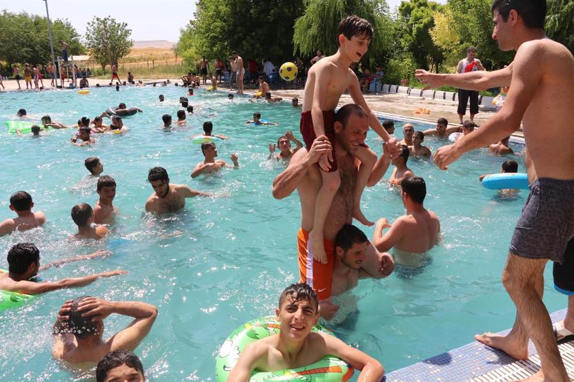Serinlemek için 20 kilometre yol gidiyorlar