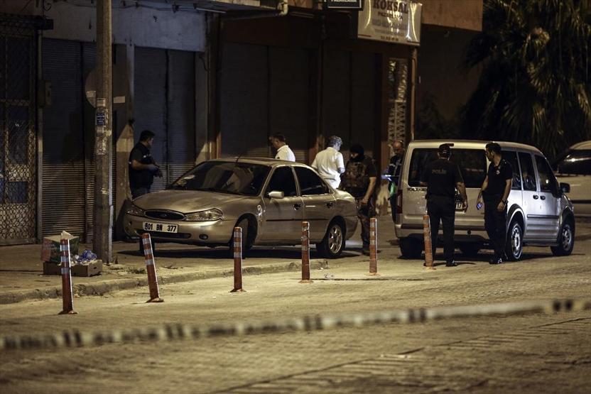 Akaryakıt istasyonunda silahlı çatışma