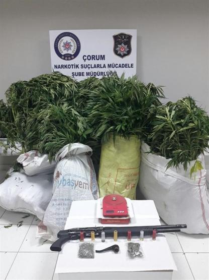 Çorum polisi uyuşturucu tacirlerine göz açtırmadı