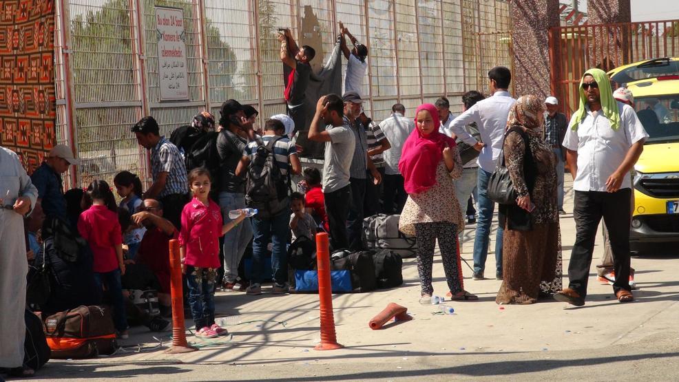 Türkiyeye dönen Suriyeli sayısı 27 bini geçti
