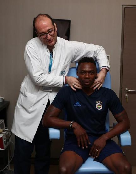 Carlos Kameni sağlık kontrolünden geçirildi