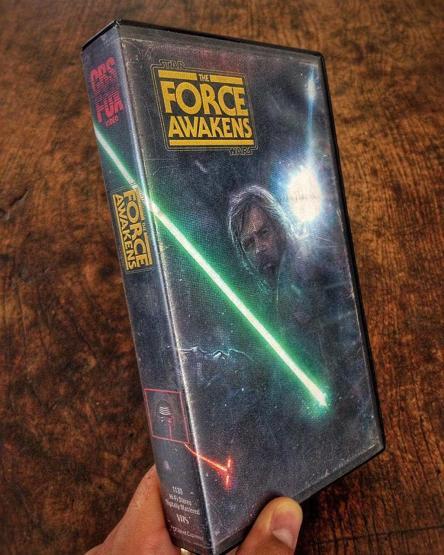 Zamane filmlerine VHS kapaklarıyla nostaljik dokunuş