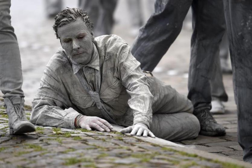 G20ye Walking Dead protestosu