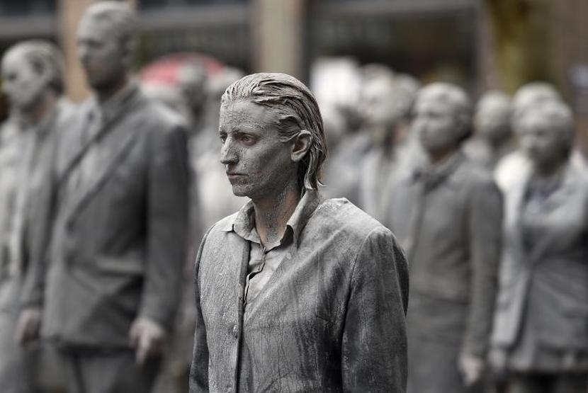 G20ye Walking Dead protestosu