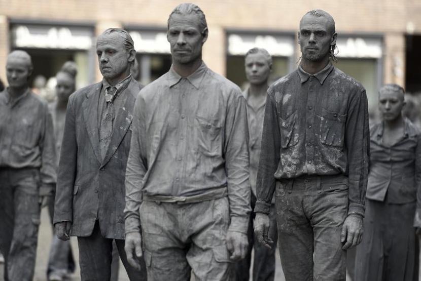 G20ye Walking Dead protestosu