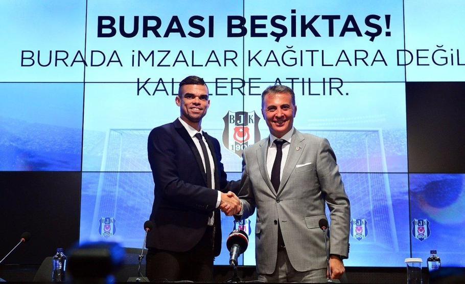 Futbolcuların eşleri ve sevgilileri