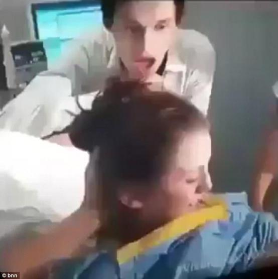 Doğuma girdi, hayatının şokunu yaşadı
