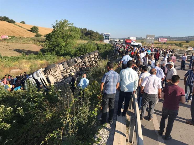 Bursa-Ankara karayolu kaza nedeniyle ulaşıma kapandı