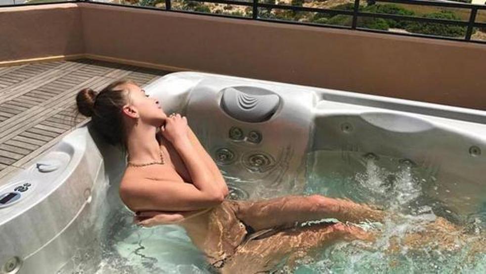 Zengin Rus çocukları tatilde