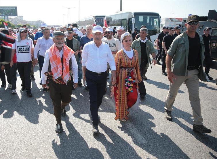 Son dakika... Kemal Kılıçdaroğlu Adalet Yürüyüşünde İstanbula girdi