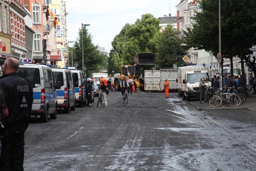G20 protestocuları işyerlerini yağmaladı