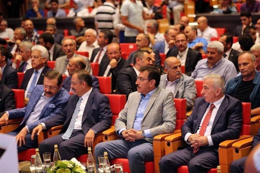 Bakan Mehmet Özhaseki: Referandumda yenilmenin acısını çıkarıyorlar