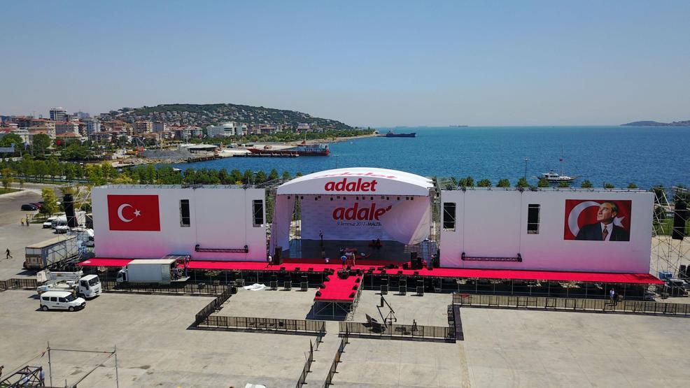 Maltepe Parkı Adalet Mitingi için hazırlandı