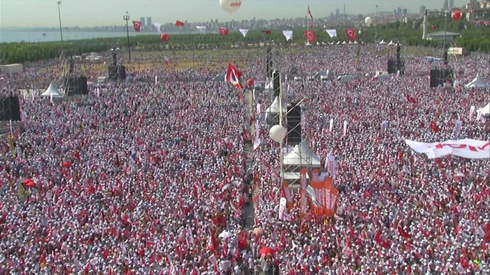 Maltepedeki Adalet Mitinginden son kareler