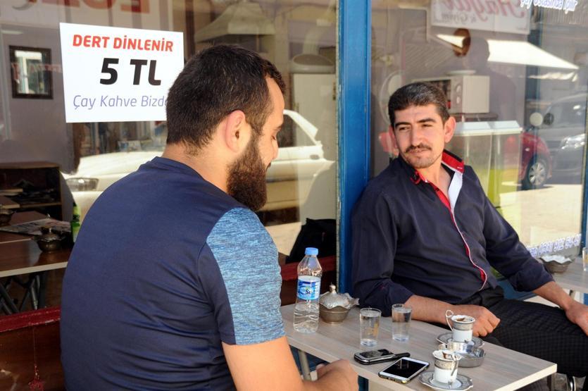 Tokatlı işletmeci 5 liraya dert dinliyor