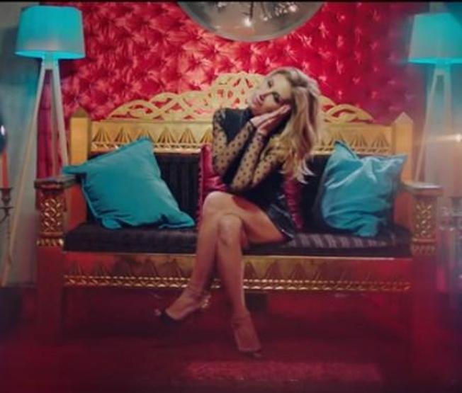 İrem Dericiye büyük şok Şarkısı sakız falı mı