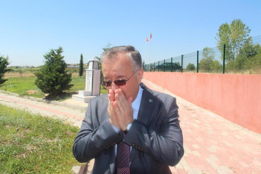 Edirne Valisi gözyaşlarına boğuldu