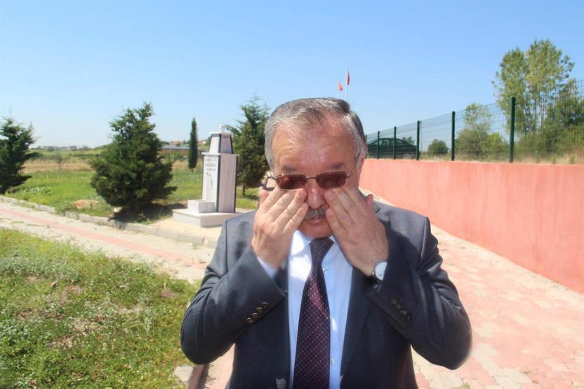 Edirne Valisi gözyaşlarına boğuldu