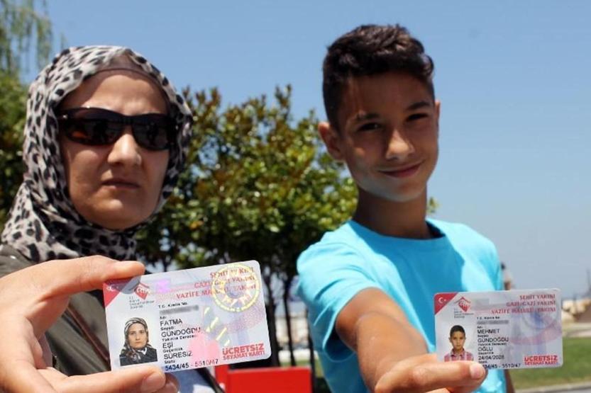 1 TL için şehit çocuğuna tokat attı