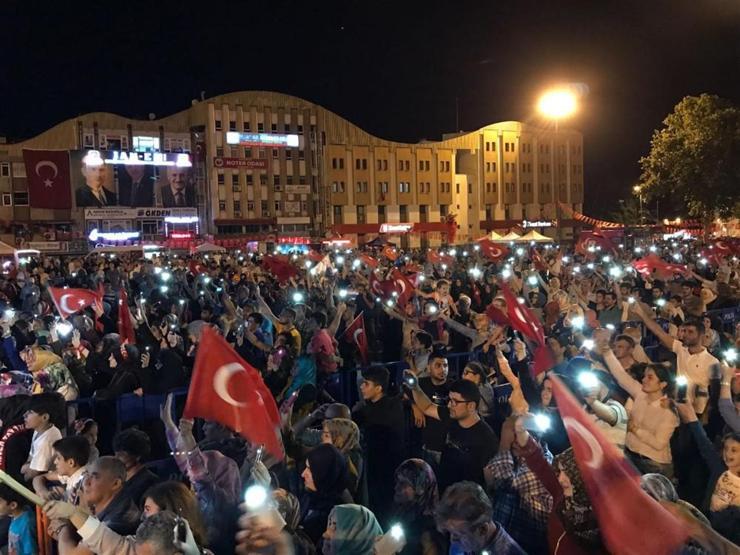 Sakarya’da ‘Demokrasi Nöbeti’ başladı