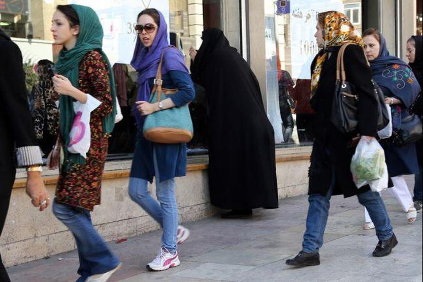 İranda başörtüsü tartışması büyüyor