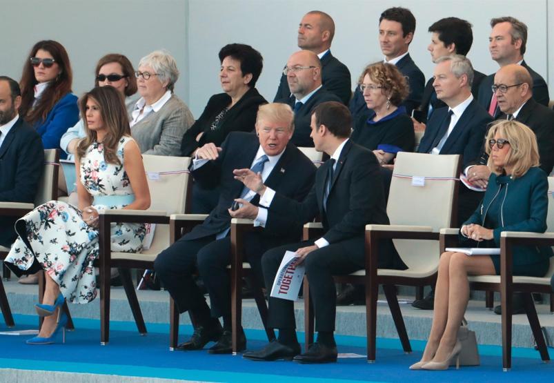 Trumptan Macronun eşine ilginç iltifat