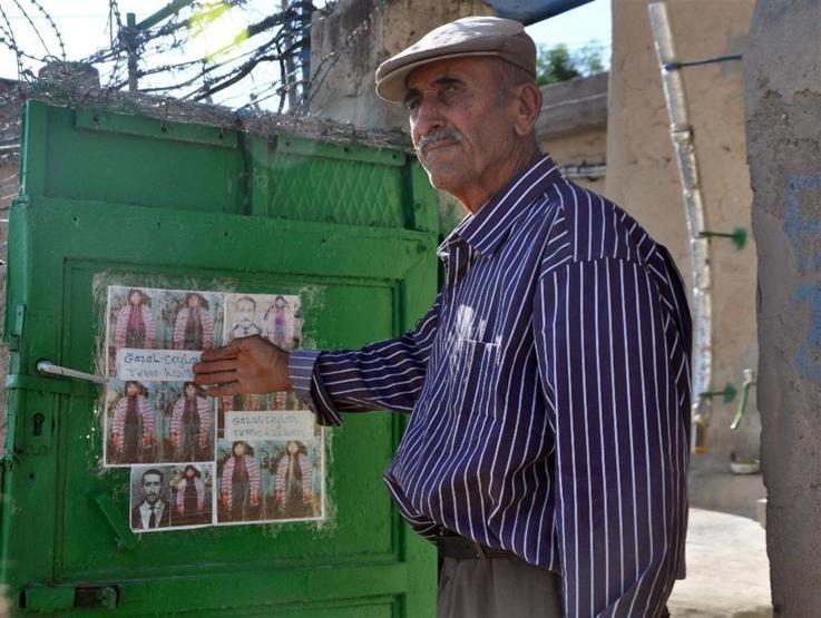 Erdoğana ve Demirtaşa karısını geri getirsinler diye mektup yazdı