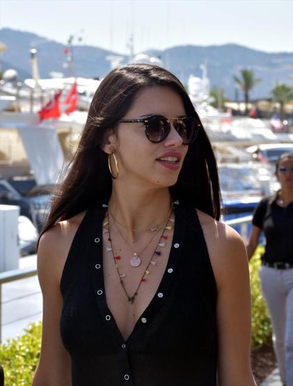 Adriana Lima ve Metin Hara tekne turunda görüntülendi