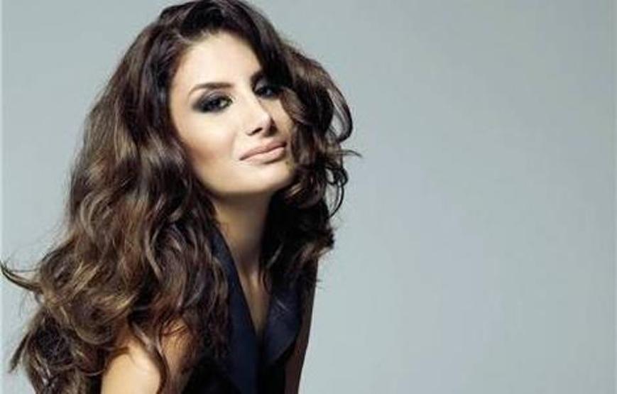 İrem Dericiden bir ilk